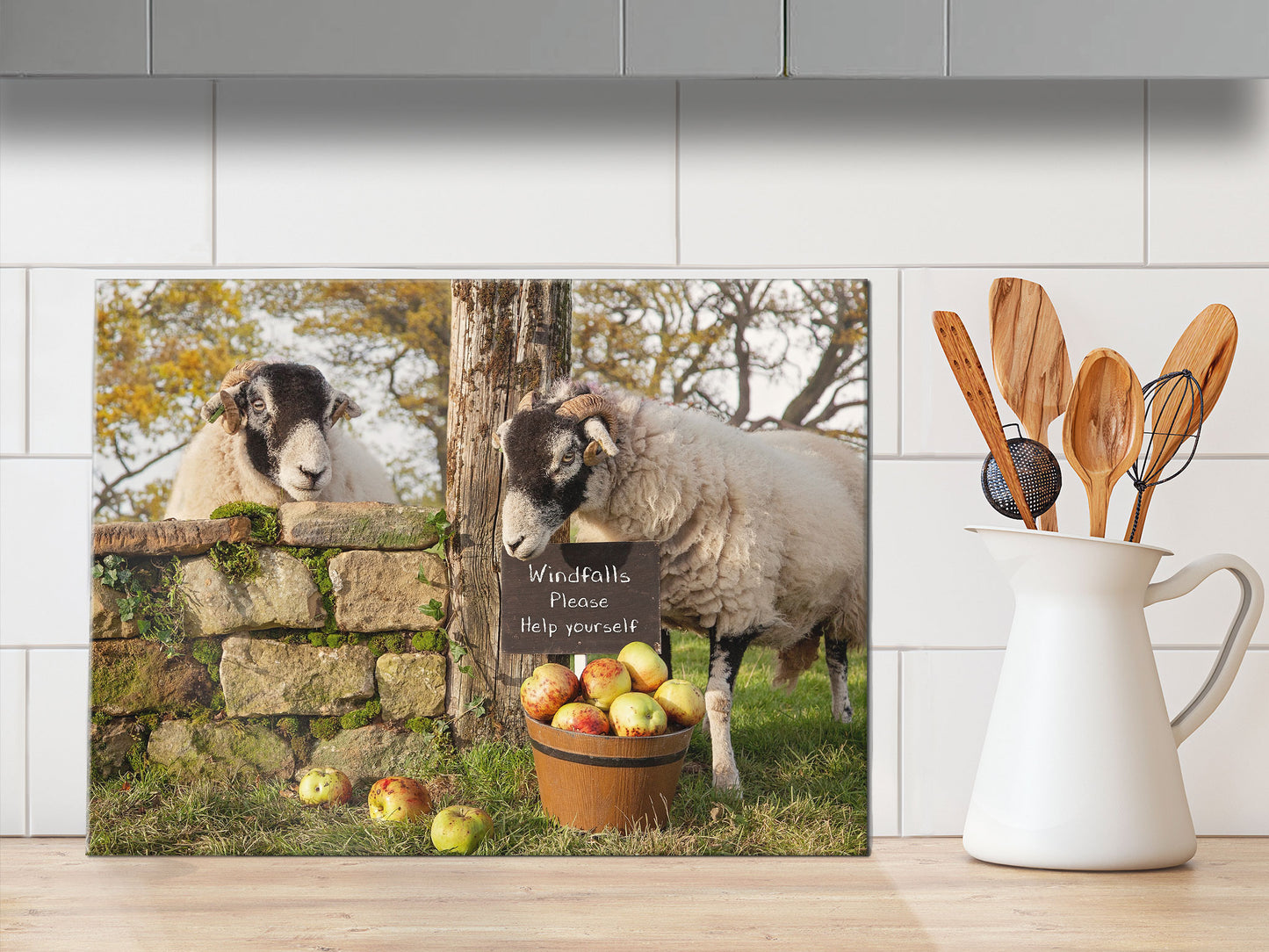 Swaledale Sheep glass chopping board - Scrumping Apples